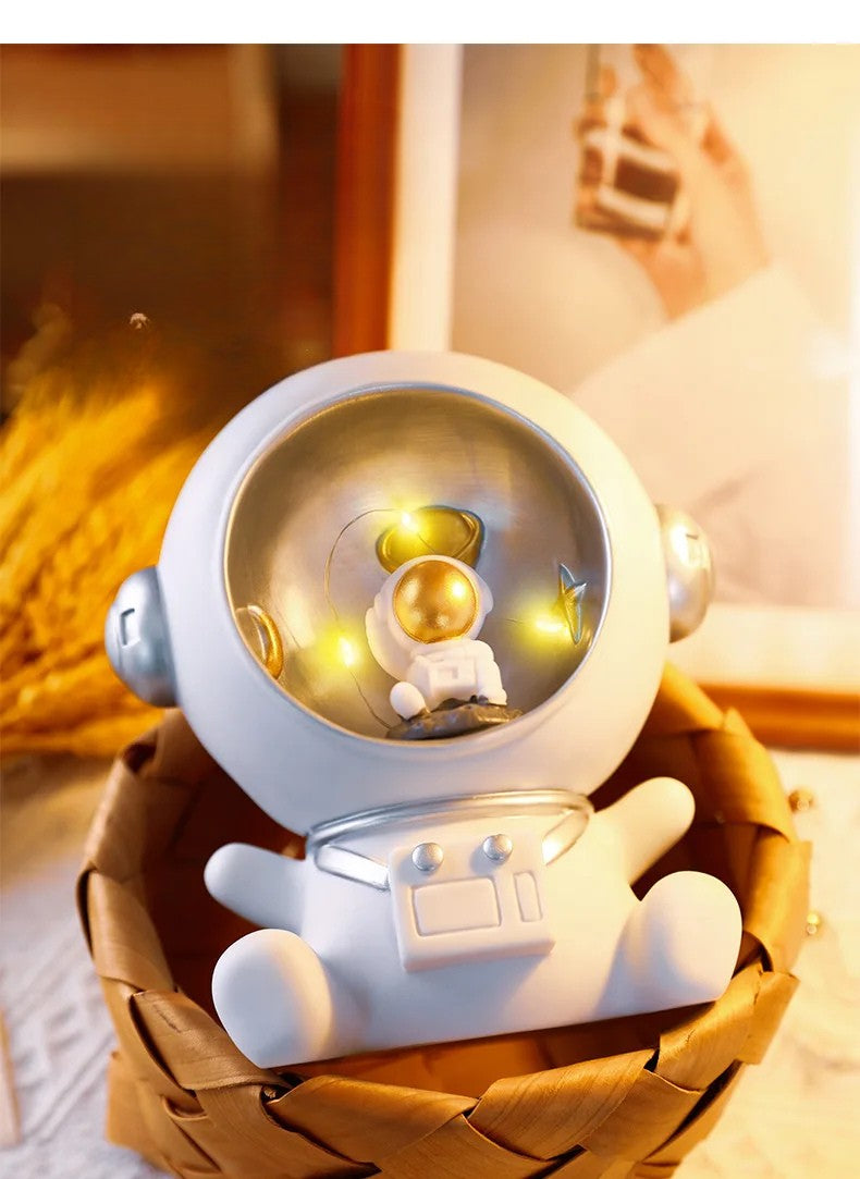 Lámpara y alcancía diseño Astronauta
